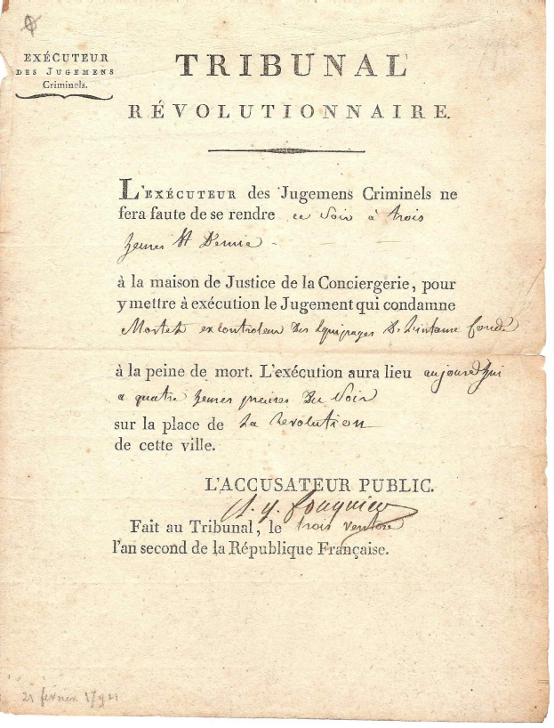 Altes französisches Rechtsdokument mit dem Titel 'Tribunal Révolutionnaire', das Urteile über Hinrichtungen enthält, mit gelbem Papier und geschwungener Schrift.