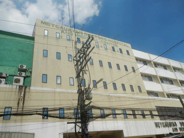 Bhiwandi: Stromausfall im IGM-Krankenhaus belästigt Patienten; MP Suresh Mhatre warnt vor hoher Untersuchung | VIDEO