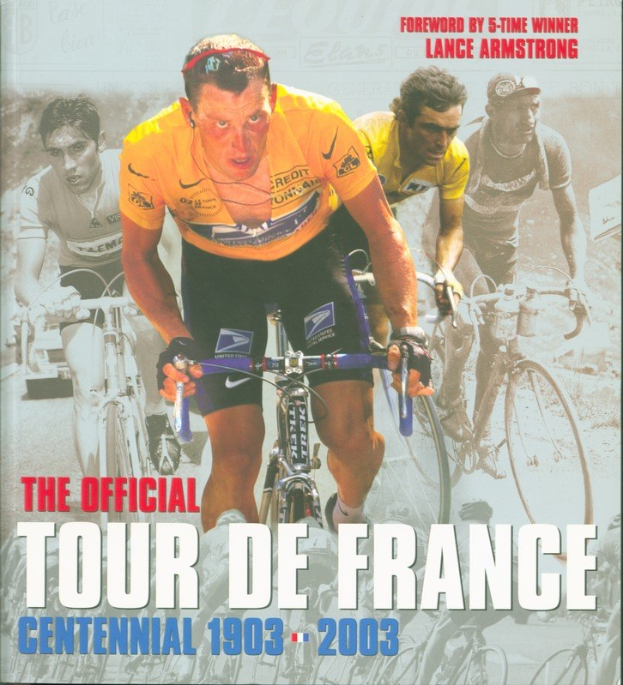 Offizielles Tour-de-France-Jubiläumsplakat von 1903 bis 2003, das Radfahrer in einer Gruppe zeigt, mit Text zu den Ereignissen.