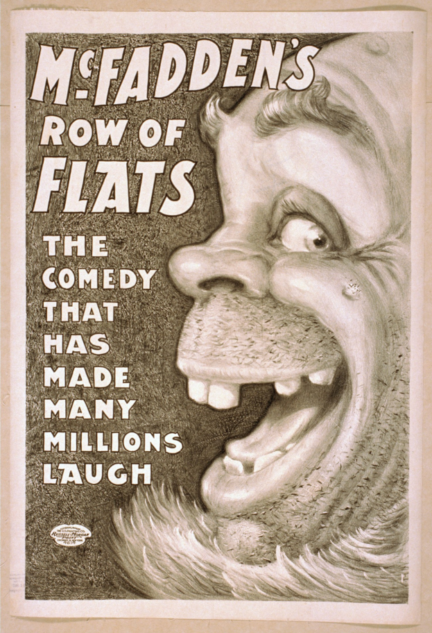 Plakat mit einem lachenden Menschen mit wilden Haaren vor einem gelben Hintergrund, das 'McFadden's Row of Flats: The Comedy That Has Made Many Millions Laugh' ankündigt.