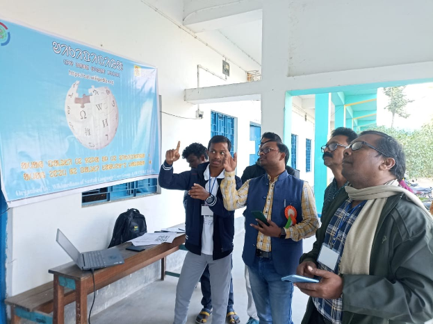Regierung von Yogi ehrt die Besten der Madrasa in Lucknow und vergibt Tablets an die Bestplatzierten