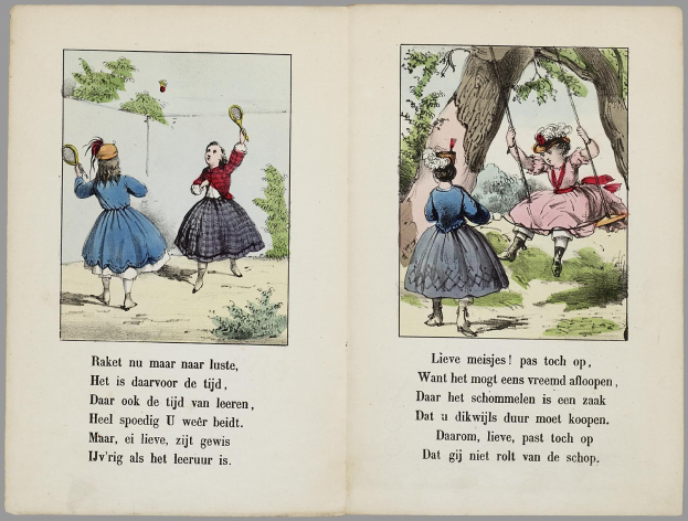 Ein offenes Kinderbuch mit drei lachenden Kindern in bunter Kleidung, die mit einem Ball spielen und von grünen Bäumen und farbenfrohen Pflanzen umgeben sind.