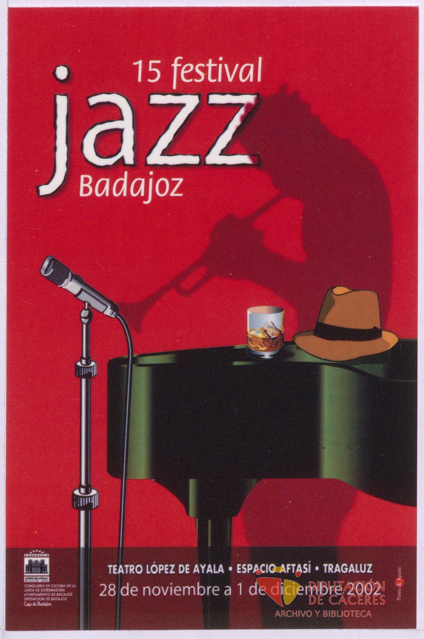 Plakat für das 15. Festival Jazz Badajoz mit einem Mikrofon, einem Hut und einem Glas auf einem Tisch mit Text, der Informationen zum Festival enthält.