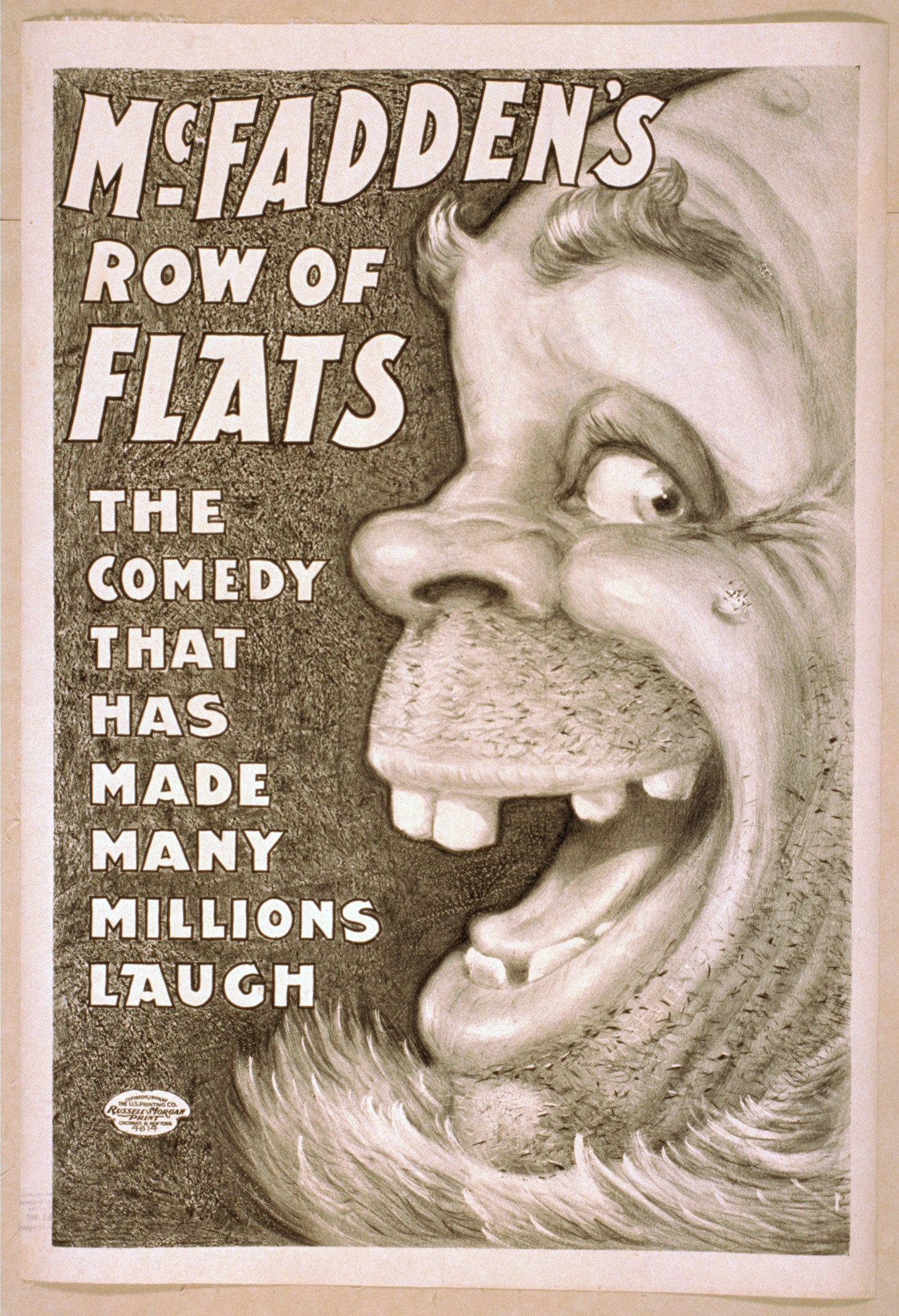 Plakat eines lachenden Menschen mit wilden Haaren, weiten Augen und einem breiten Grinsen, vor einem hellgelben Hintergrund, mit dem Text "McFadden's Row of Flats: The Comedy That Has Made Many Millions Laugh."